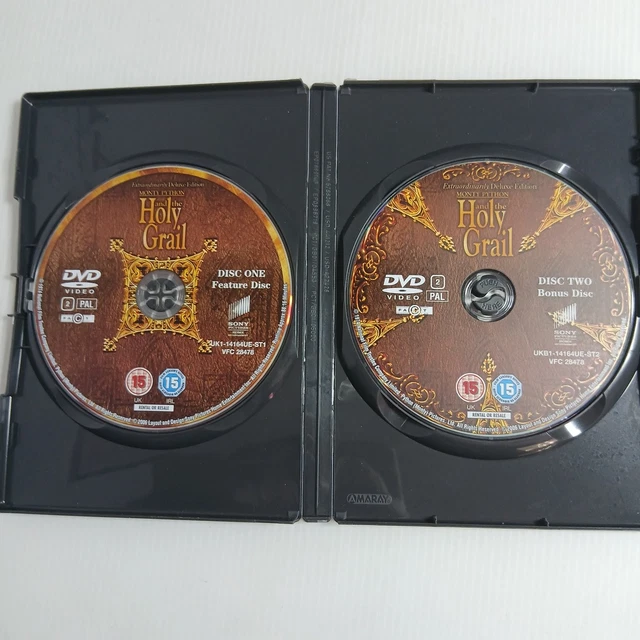 MONTY PYTHON AND the Holy Grail - Extraordinarily Deluxe Edition (DVD ...