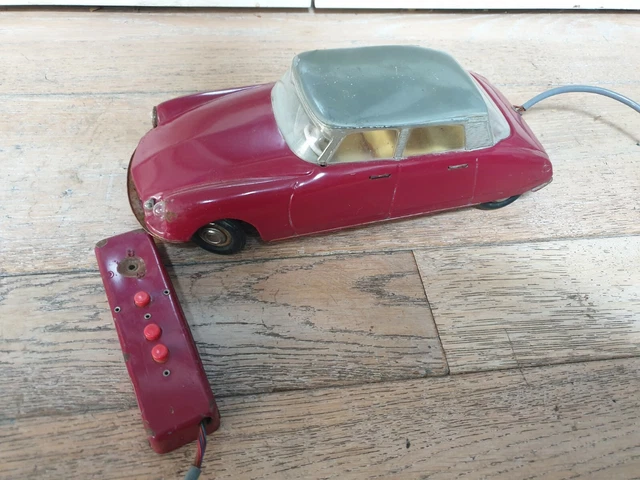 ANCIENNE VOITURE PLASTIQUE Filoguidé Joustra Renault 16 pour Pièce EUR 60,00 - FR