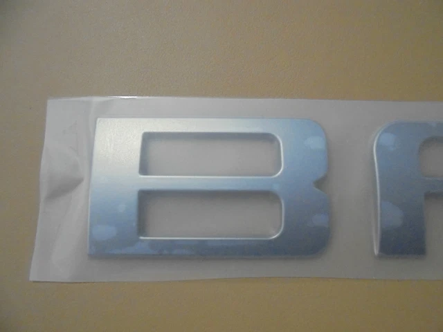 38” Bayliner Hull Name Emblem 2