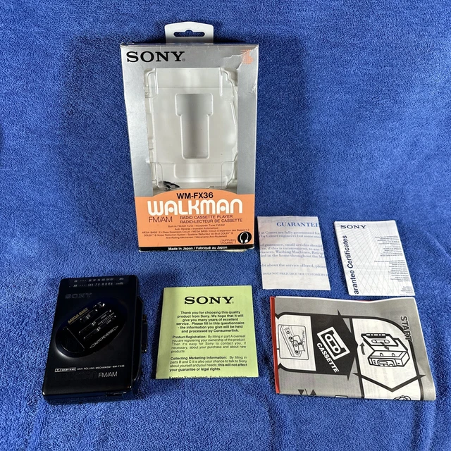 VINTAGE SONY WALKMAN Mega Bass Fm/Am Radio Working Tape A/F £22.00