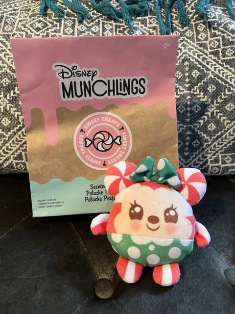 Disney Munchlings Sweet Treats Holiday Peppermint Minnie Mouse Scented Plush Toy