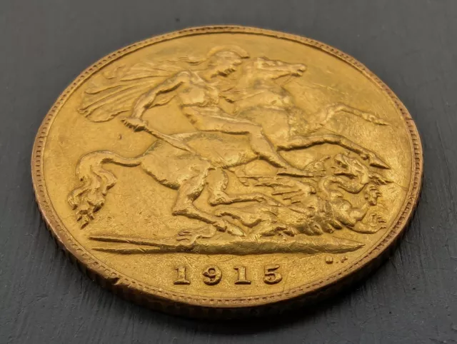 1915 Half Sovereign King George V 3.99g 22ct Gold Coin In Flip 3