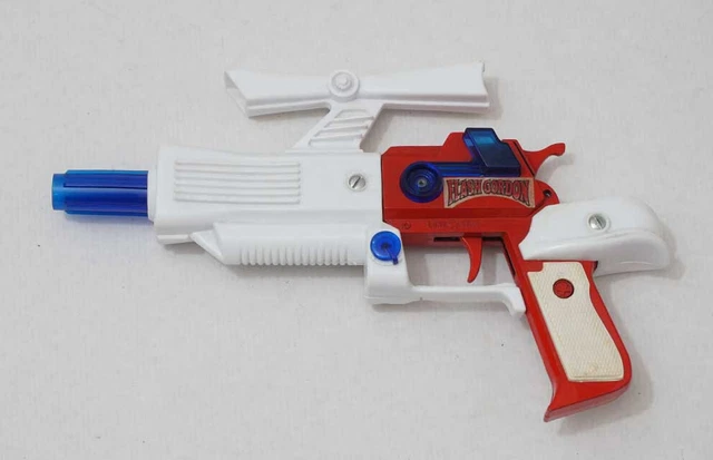 VINTAGE FLASH GORDON Lone Star Diecast Space Ray Gun 1981 £80.00 ...