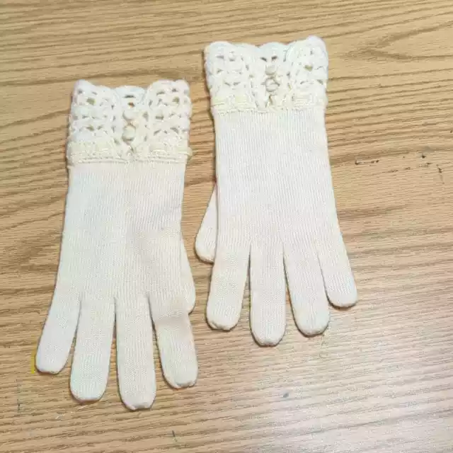 Ann Taylor Loft Ivory Knit Gloves with Crochet Trim