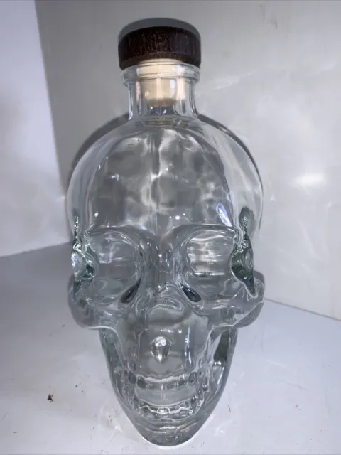 Crystal Head vodka skull bottle 750ml Wood Cap Triple Diamond Filtered Empty