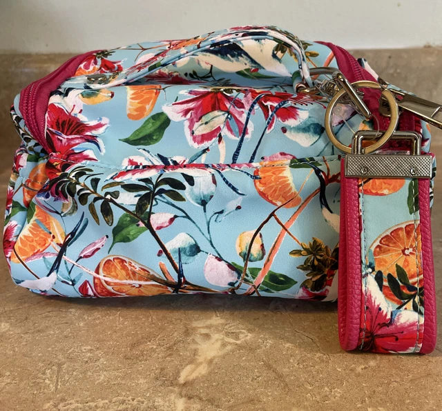 samantha brown to go cosmetic organizer tropical nwot HTF 3