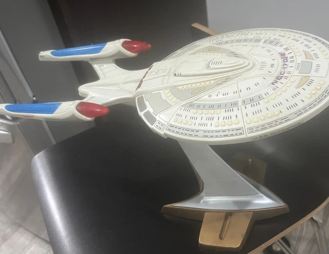 Eaglemoss Star Trek Vaisseau Spatial Réplica Uss Enterprise NCC-1701-E