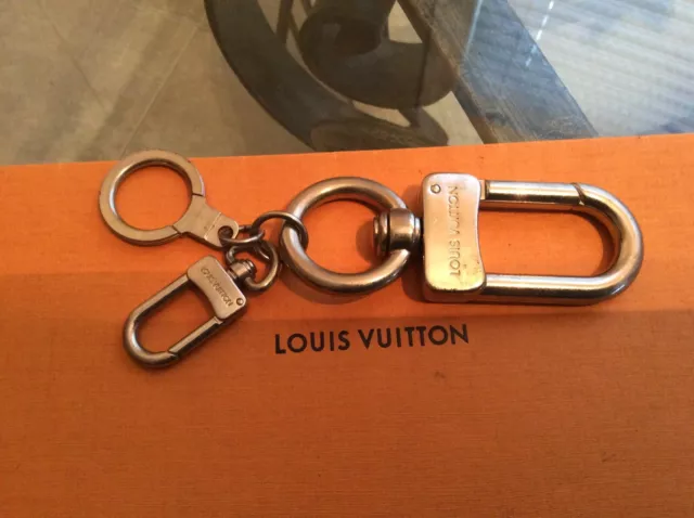 Auth LOUIS VUITTON Fleur de Monogram Bag Charm Key Ring 8J310810m