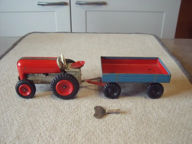 altes DDR Spielzeug MS Weimar Blechtraktor