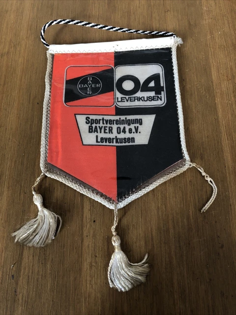 Fanion Bayer 04 Leverkusen - Pennant Club De Football Allemand - Occasion