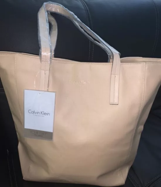 Calvin Klein tote bag New With Tag.