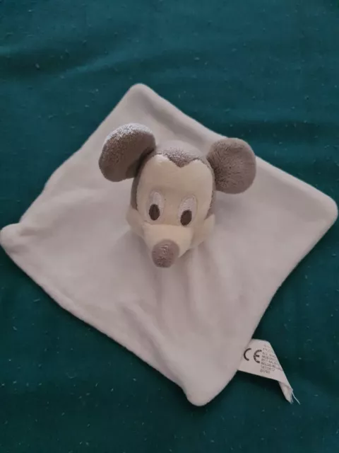 Peluche Doudou plat mouchoir blanc gris taupe Mickey Disney Nicotoy Simba Dickie