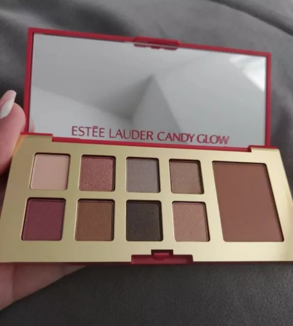 Estée Lauder neutrals small eyeshadow and cheek pallet