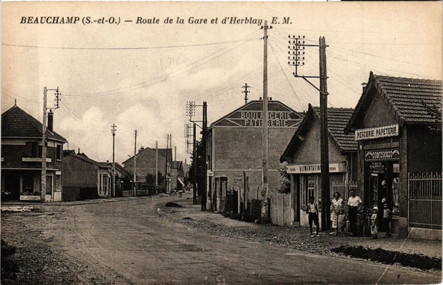 CPA AK BEAUCHAMP - Route de la Gare et d'HERBLAY (380363)