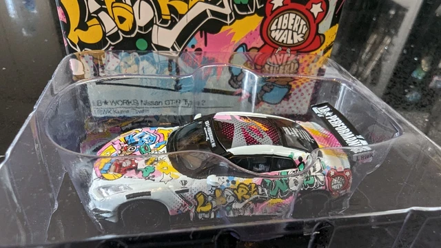 MINI GT 1:64 LB Works Nissan GT-R R35 Type 2 #244 LBWK Kuma Graffiti 1 ...