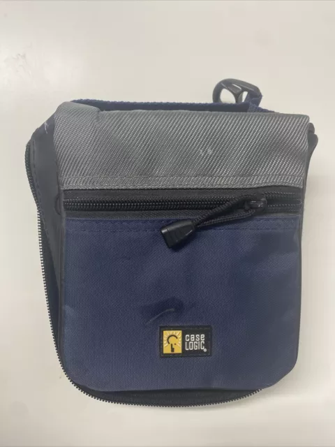 Genuine Case Logic 32 CD/DVD zip carry case/wallet in black nylon.Good condition