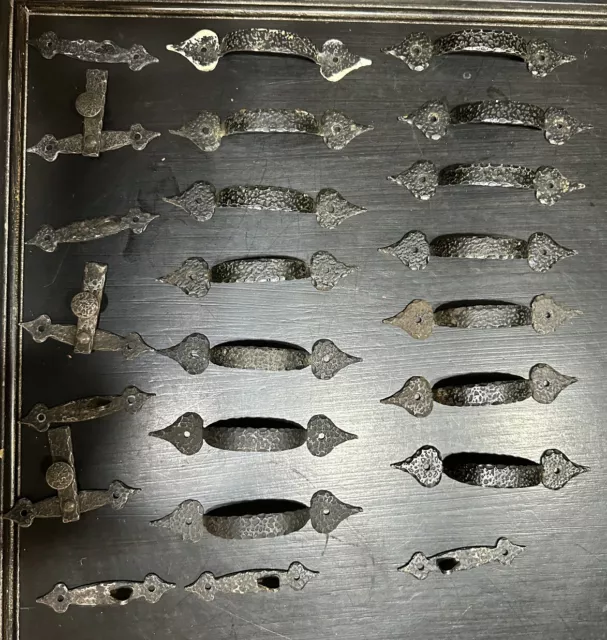 Lot of Vintage Drawer Pulls Handles and latches (see photos) Lot of Vintage Drawer Pulls Handles and latches (see photos)
