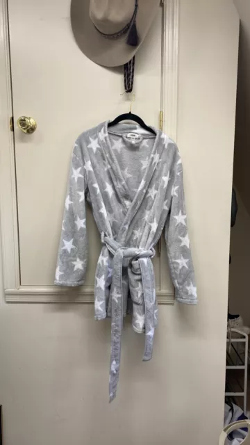 Victoria's Secret PINK Gray & White Plush Cozy Short Bathrobe With Stars XS/S