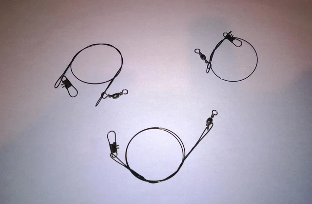 10 X 30lb 7-Strand Wire Traces For Pike & Zander – 30cm With Swivel & Snap, Manta - View #3