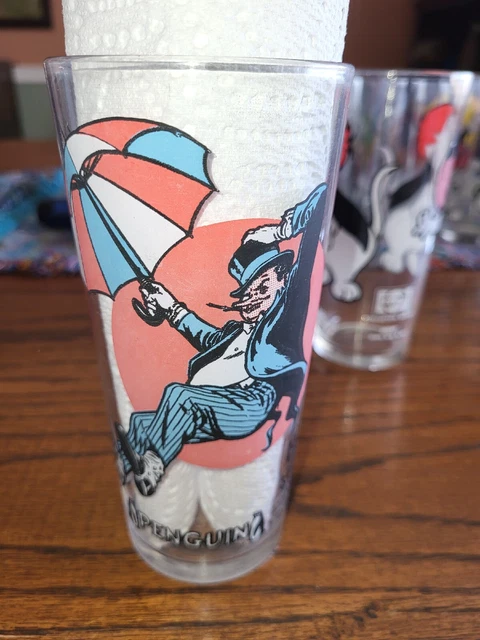 Pepsi Collector SupeSeries  Glass Penguin 1975