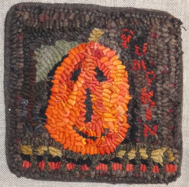 "Crow On Sunflower" ~Rug In A Day Linen Pattern~Primitive Rug Hooking 3