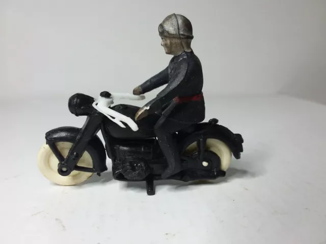 Jouet Ancien Moto Avec Motard En  Bon Etat Cofalu/Minialuxe?
