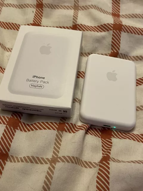 Apple MagSafe Power Bank Batteria