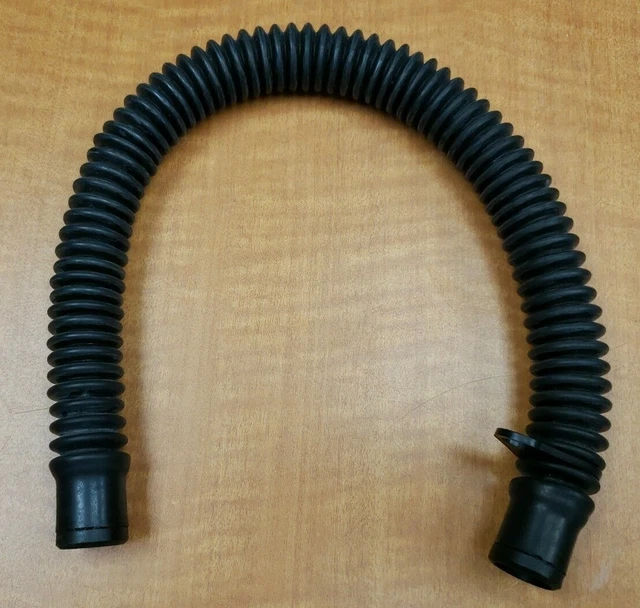 Porter #4200 Corrugated Breathing Tube Black - Used. Good condition.  24"