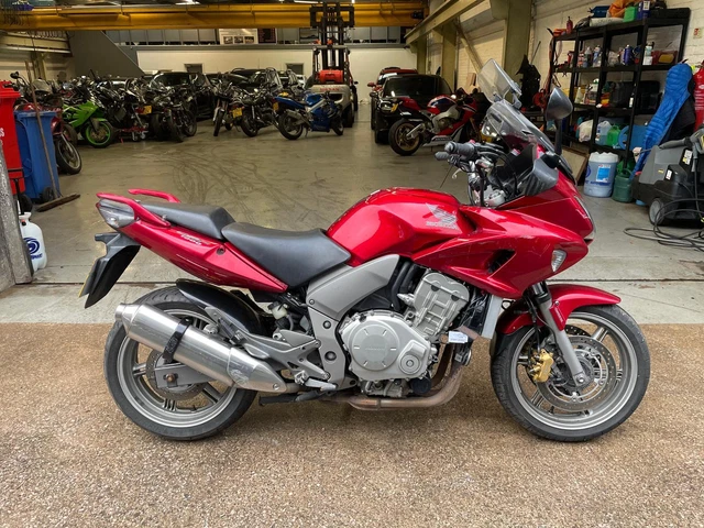 Honda CBF 1000 A-8 2008 BREAKING FOR PARTS
