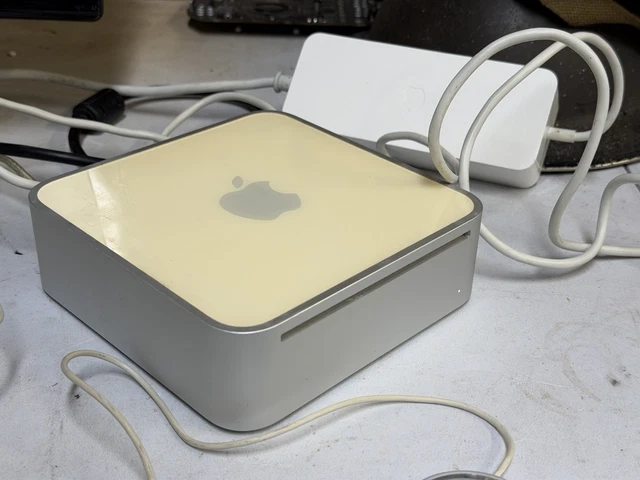 APPLE MAC MINI G4 1.25GHz PowerPC Mac OS X 10.4.11 Vintage