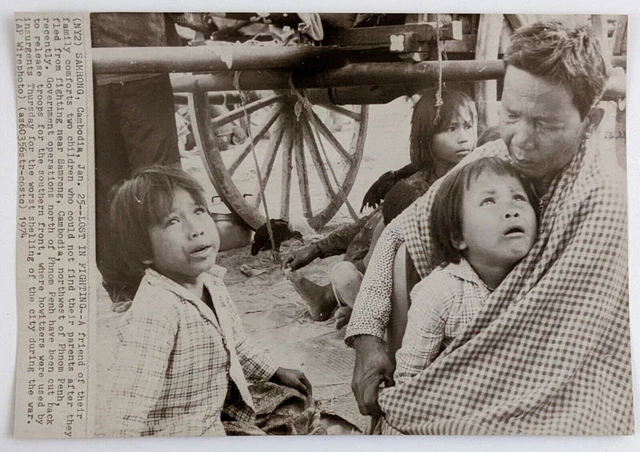 1974 Cambodia Samrong Khmer Rouge War Refugees Orphans Vintage Press Wire Photo