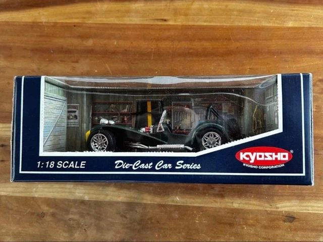 Caterham Super Seven 600 und 2000 bütieren im Stil r 1970er