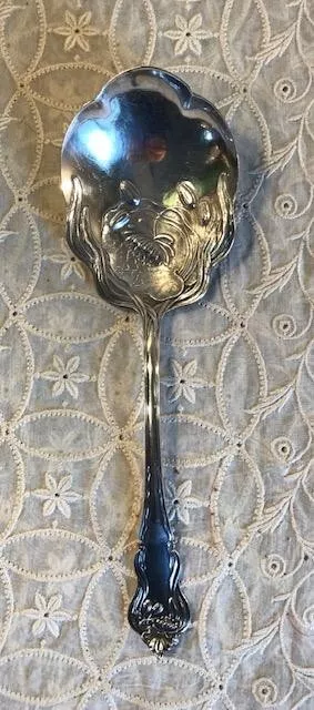 RARE Whimsical 1880 REED & BARTON Aesthetic Rococo Embossed Ornate Serving Spoon