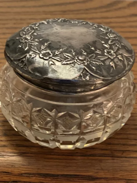 Foster & Bailey Sterling Silver & Cut Crystal  dresser powder jar