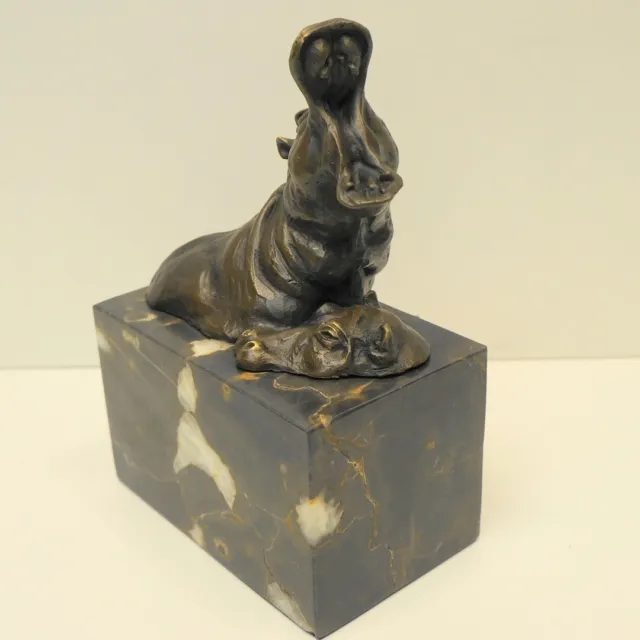 Estatua hipopótamo Fauna Art Deco Estilo Art Nouveau Estilo Bronce sólido Firmad 2