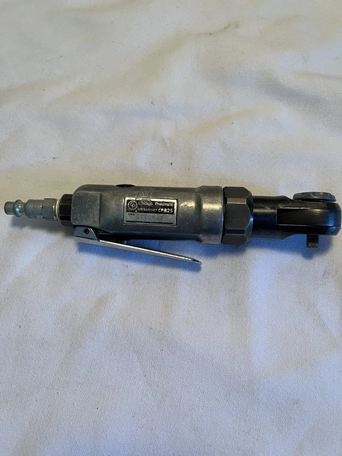 Vintage Chicago Pneumatic Air Ratchet CP825. 1/4” Drive 2