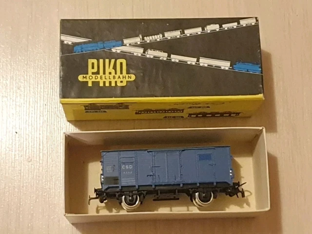 Wagon Couvert BUCO Y405 – Ho, Ulrich Fruits Valais, Jaune/gris, Rare