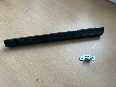 Changer le disque dur / SSD d'un Dell Inspiron 13 / 14 / 15 / 16 / 17