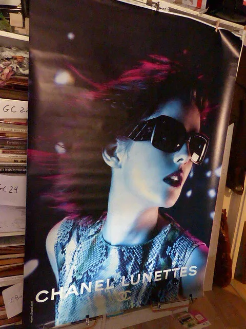 poster affiche original , CHANEL ,LUNETTES  (aff19)