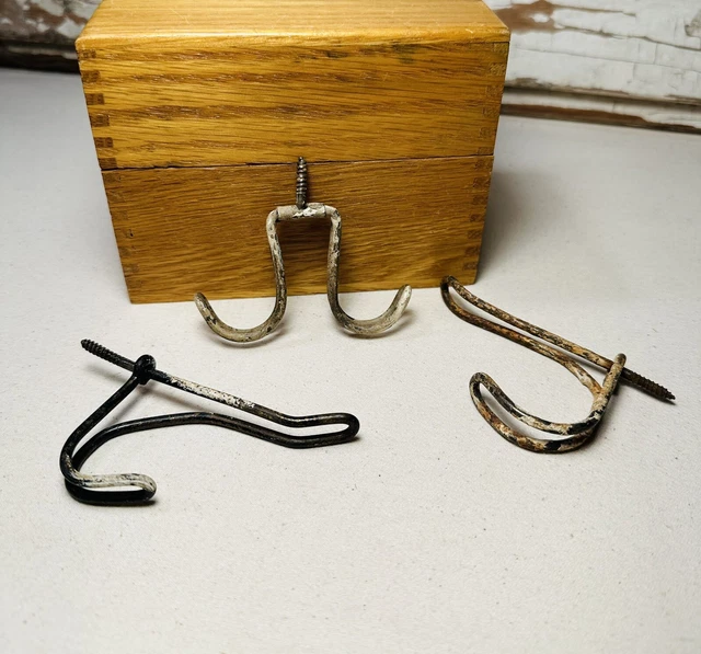 VINTAGE WIRE STYLES DOUBLE SCREW-IN WALL HOOKS Tarnish PAINT Farmhouse