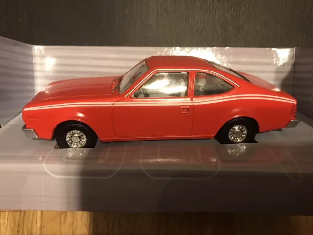 Corgi Appx 1/36 Scale TY07101 AMC Hornet H/back The Man With The Golden Gun 007