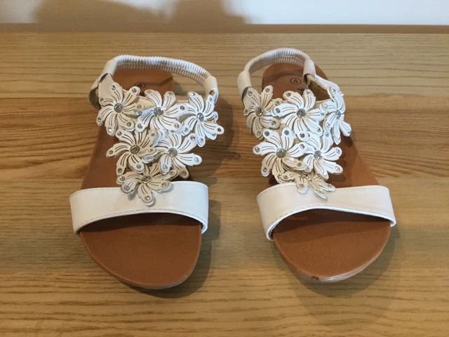 MAYA GRACE LUXURY Collection White Sandals U.K. 4 Elasticated Heel Strap 8689 6.99 PicClick UK
