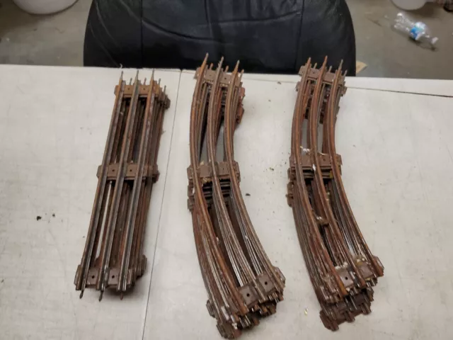 16pc Lot Vintage Rusty 3 Rail Lionel O27 Gauge Track 9" Straight 10" Curve