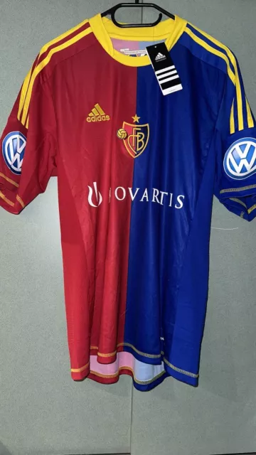 FC Basel Trikot Shirt NEU mit Etikett Größe M Verein Schweiz Sammlung Fussball