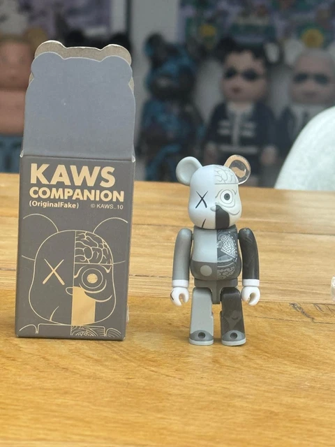 KAWS KEYCHAIN COMPANION x5 medicom toy original fake EUR 750,00 - ES