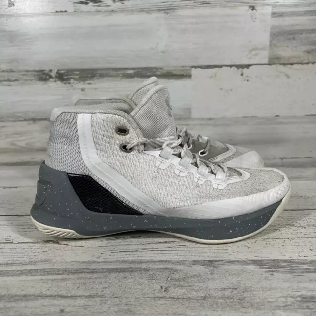 UNDER ARMOUR CURRY Junior Boys Man Basketball Shoes SIZE 4.5 43.85 PicClick UK