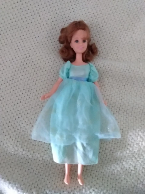 1997 Disney Peter Pan Flying Wendy doll