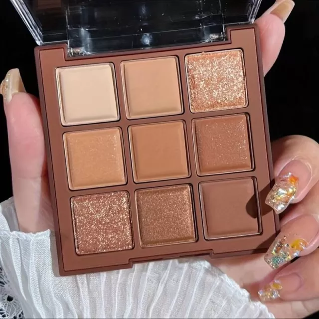 Palette de fards à paupières chocolat 9 couleurs, fini mat nacré pailleté