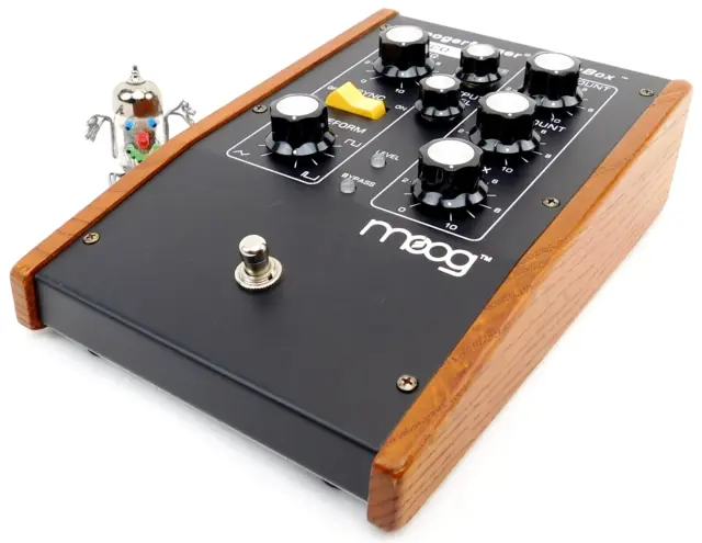 Moog Moogerfooger MF-107 FreqBox Synthesizer Pedal + Fast Neuwertig + Garantie