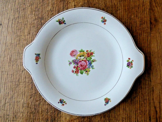 Plat à gâteaux sur pied, ancien compotier de l'usine de